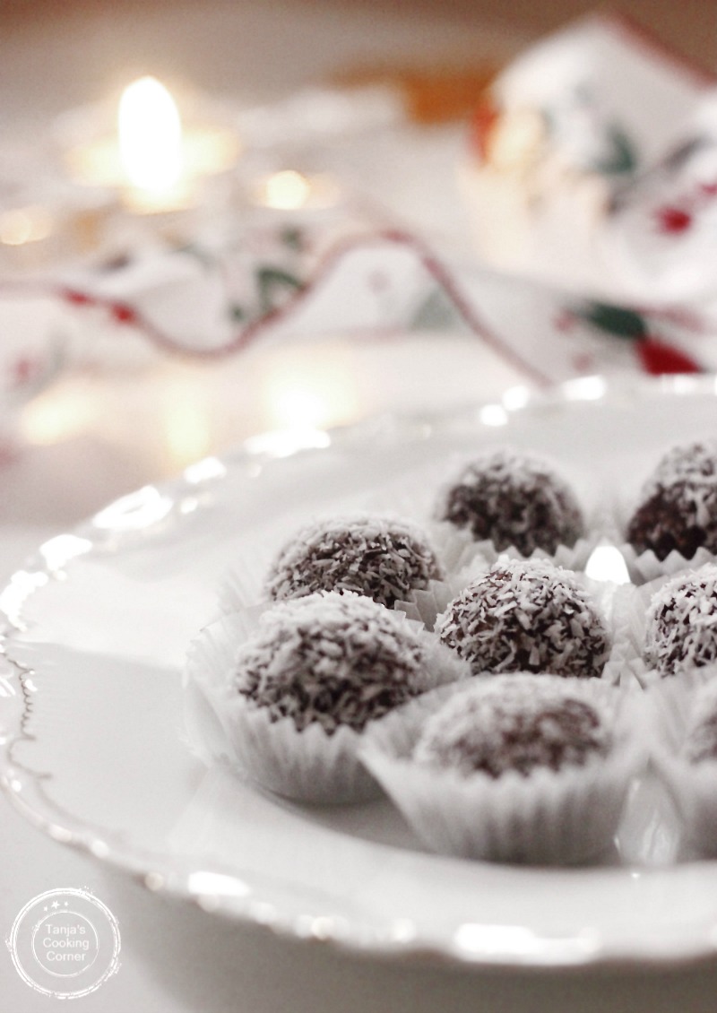 CranberryRum Balls Rum kuglice s brusnicama i čokoladom